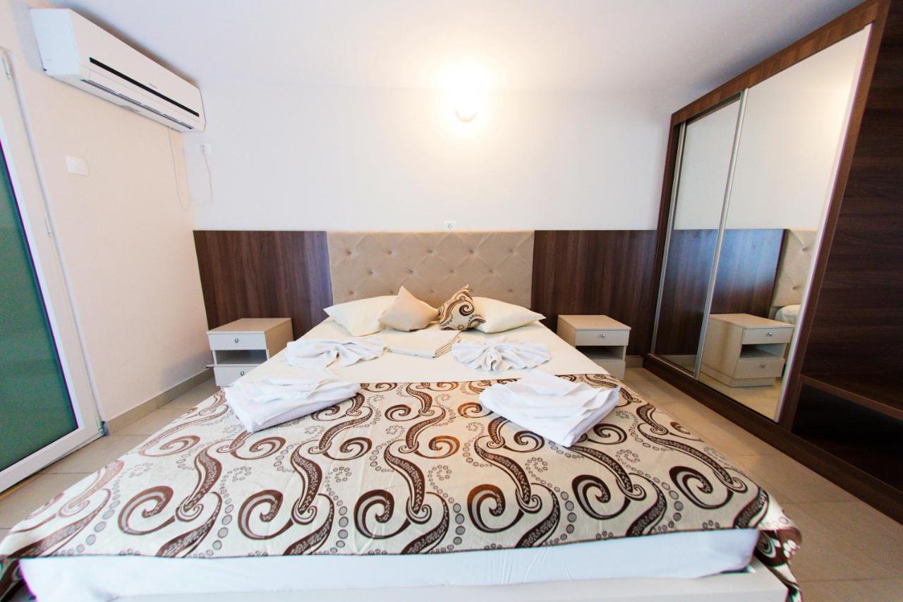 Jijo'S Hotel Mamaia Kültér fotó