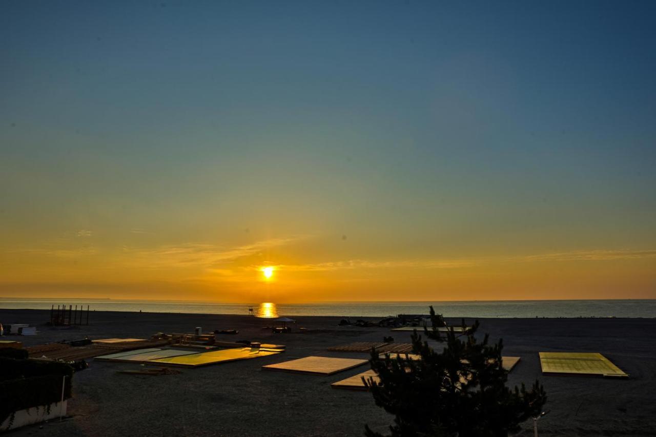 Jijo'S Hotel Mamaia Kültér fotó